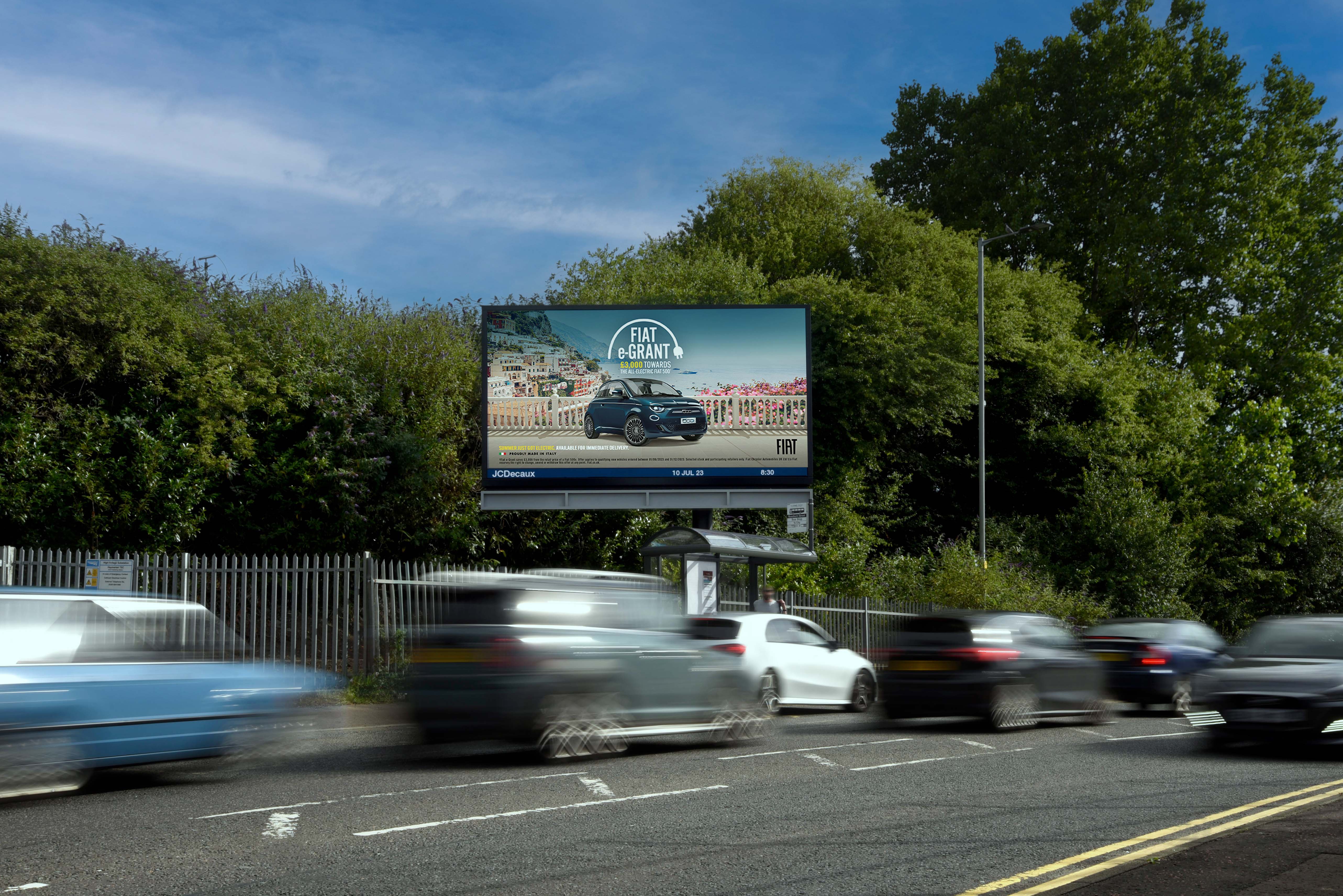 JCDecaux UK National Drive screen expansion